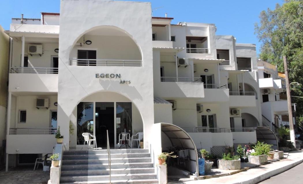 Egeon Rooms And Studios Georgioupoli Zewnętrze zdjęcie